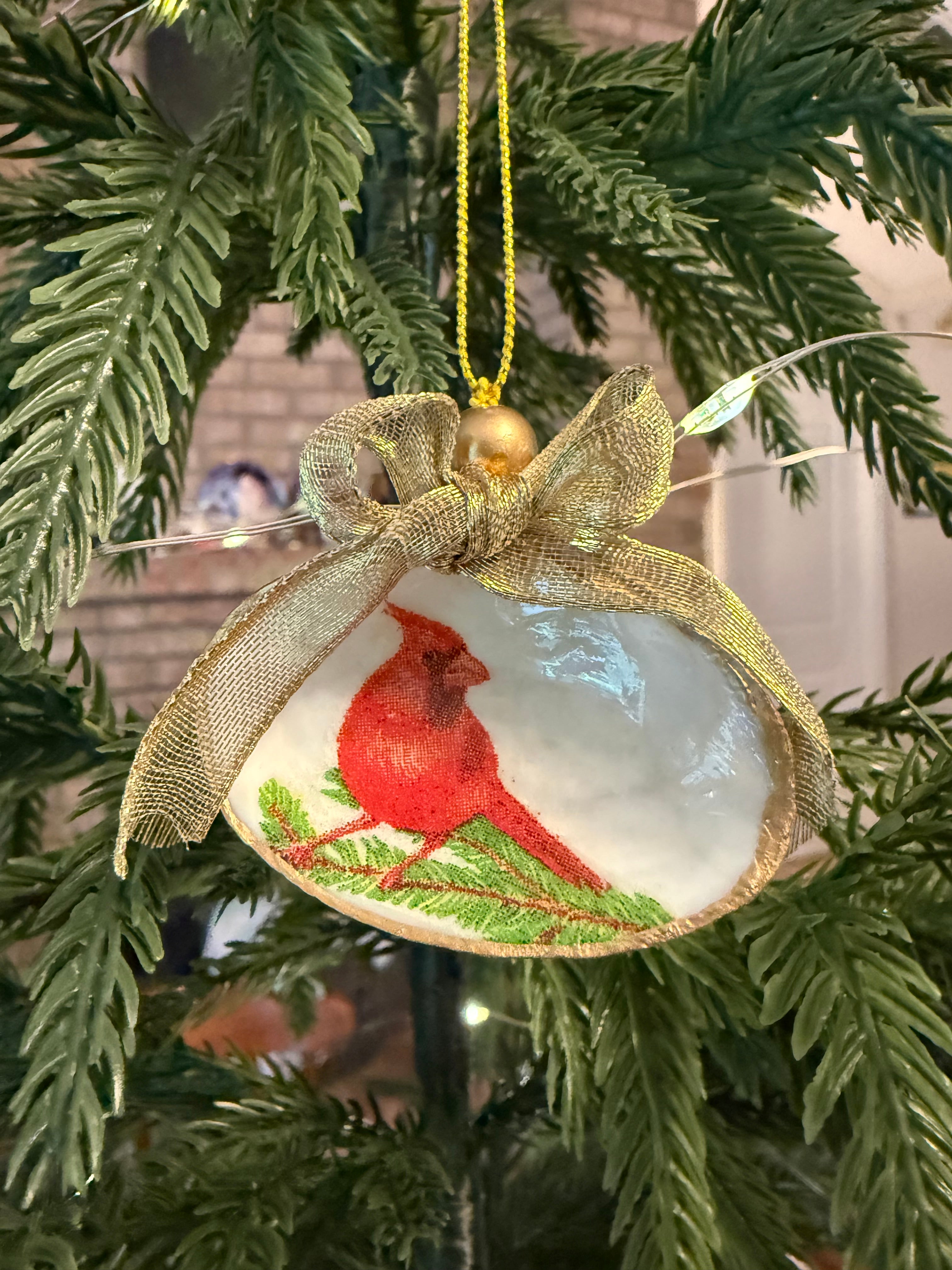 Small Cardinal Ornament 1