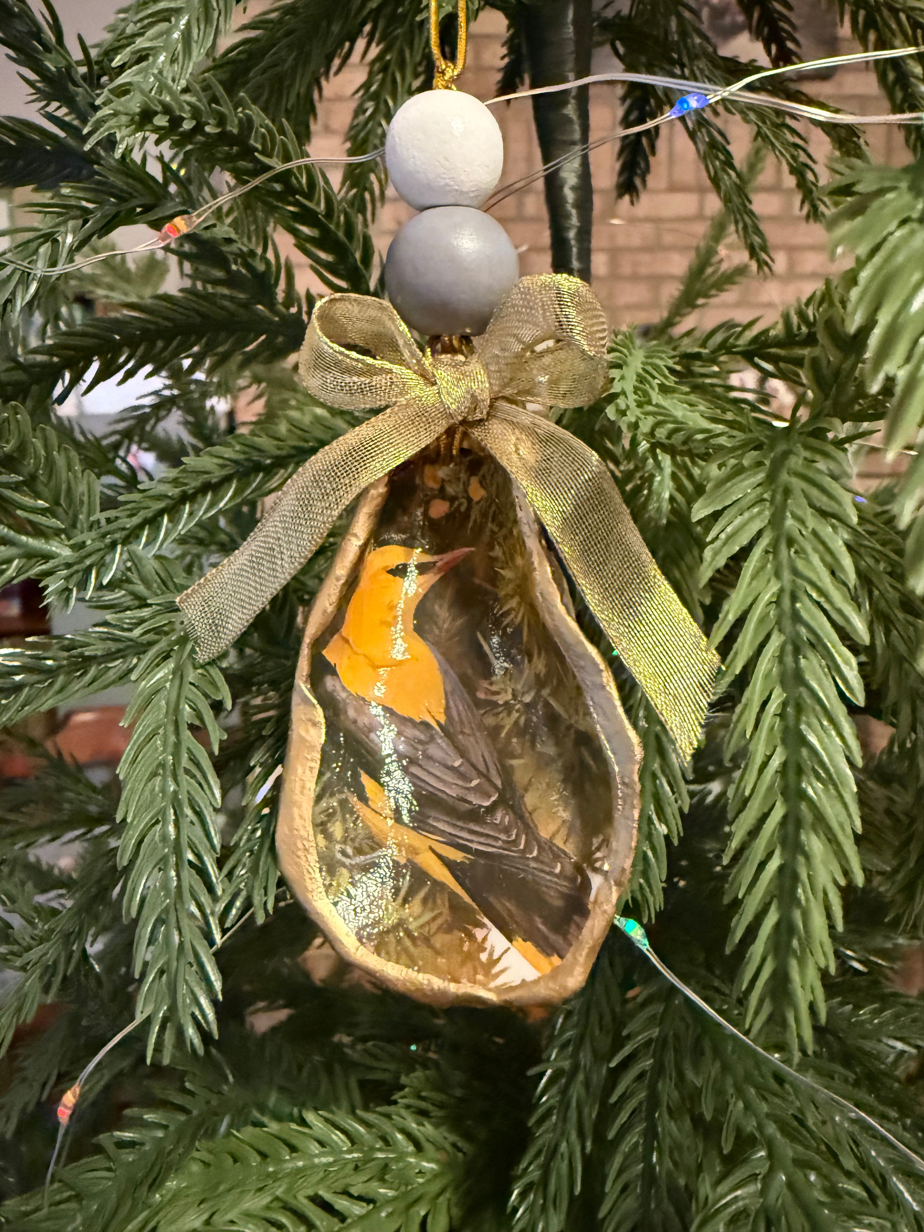 Large Oriole Ornament 2