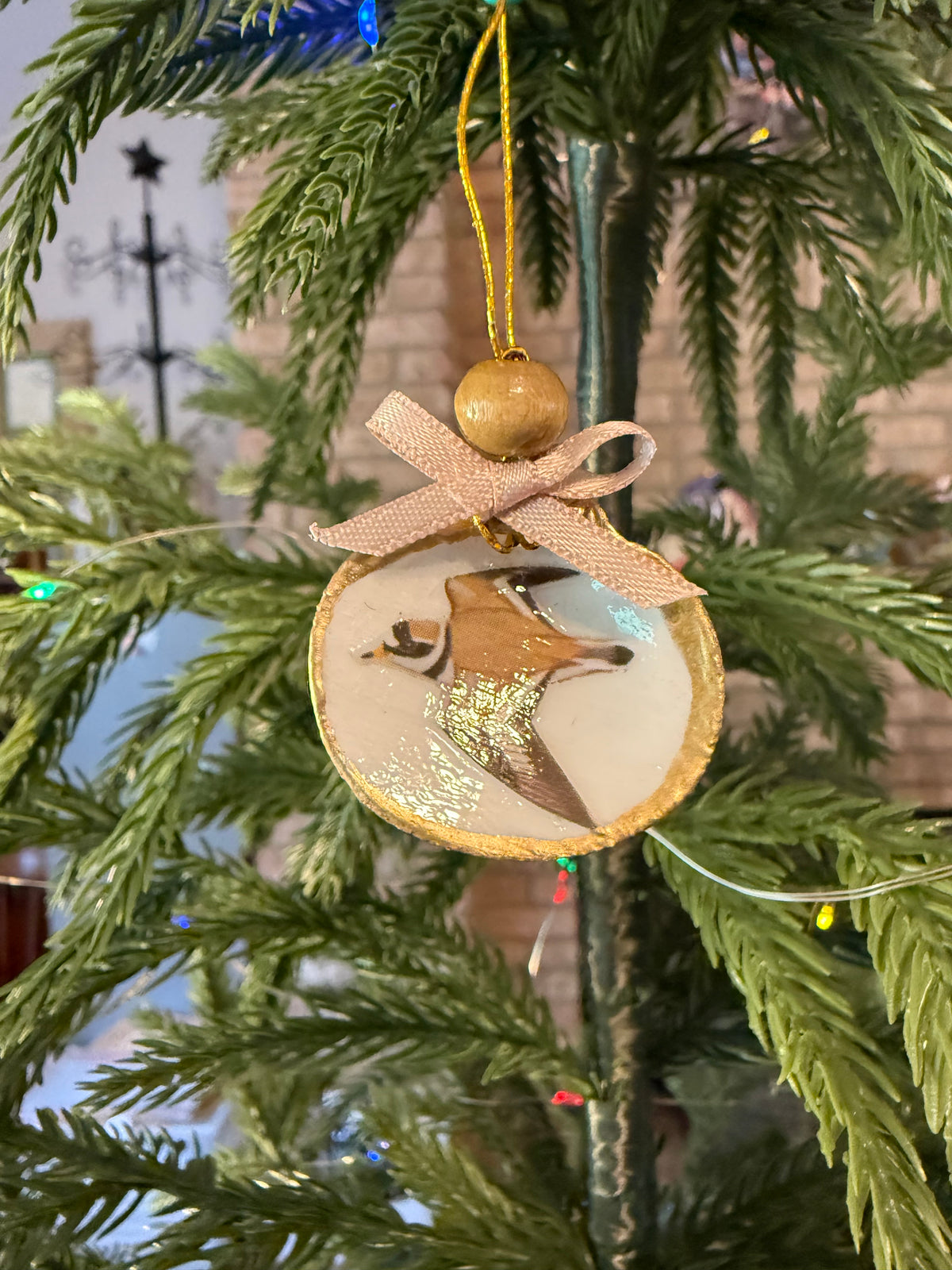 Small Flying Bird Ornament 3