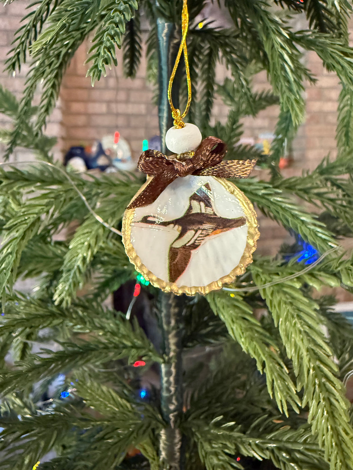 Small Flying Bird Ornament 5